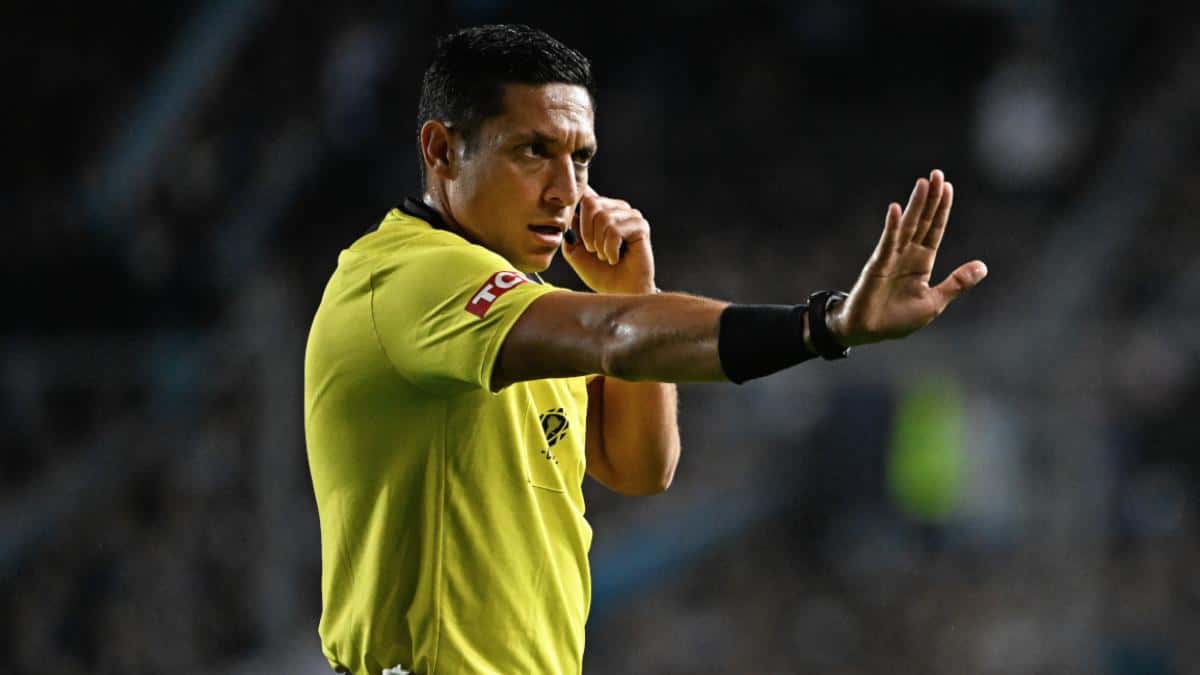 Conmebol confirmó árbitros para los cuartos de final de la Copa Libertadores: Liga de Quito vs. Palmeiras e Independiente del Valle vs. Flamengo