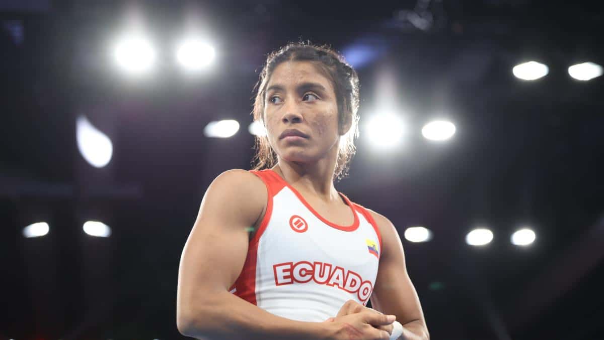 Lucía Yépez finaliza con plata en Kazajistán tras caer 6-0 ante Moe Kiyooka en 53 kg