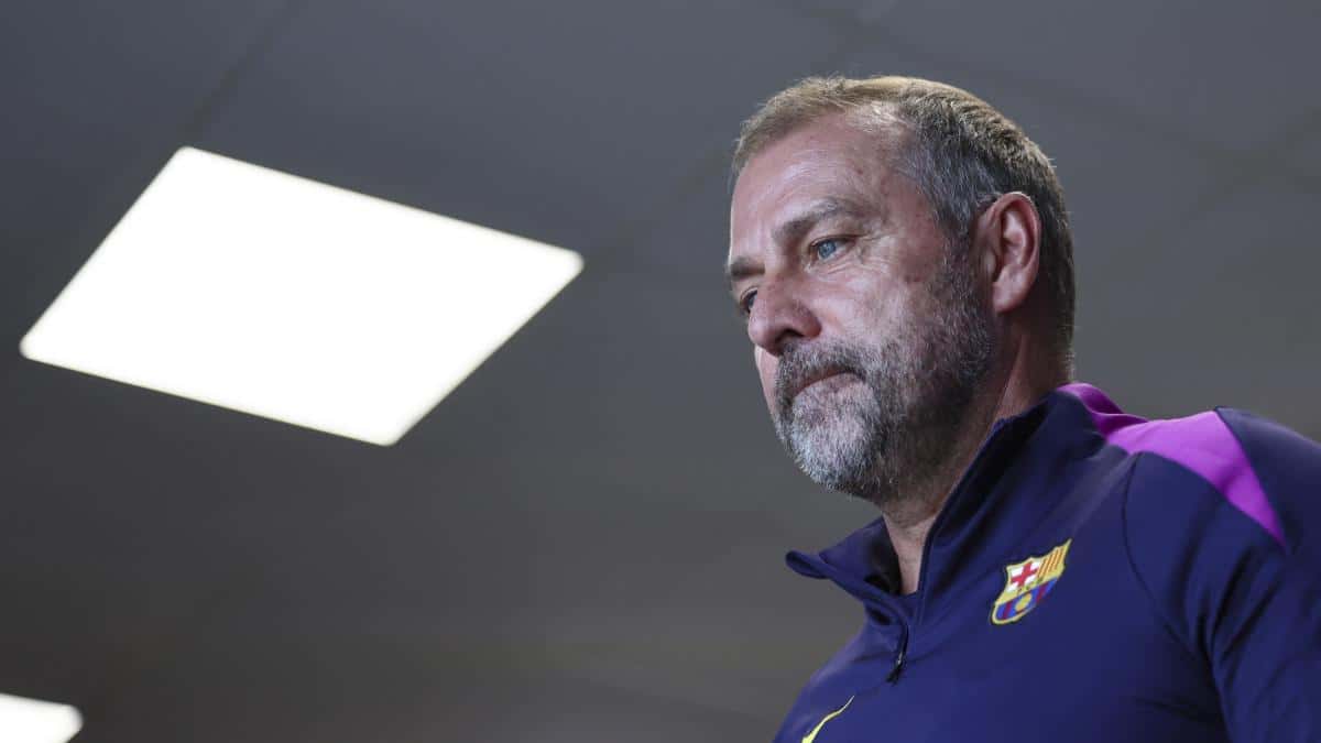 El FC Barcelona comunica el fallecimiento del padre de Hansi Flick horas antes del Clásico ante el Real Madrid