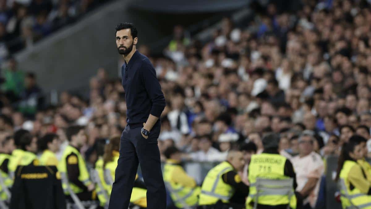 Álvaro Arbeloa deja de dirigir al Real Madrid y el club prepara el relevo con José Mourinho como posible sucesor