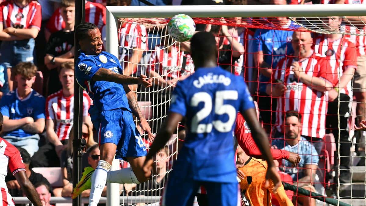 Chelsea de Moisés Caicedo queda fuera de torneos europeos tras caer 2-1 ante el Sunderland