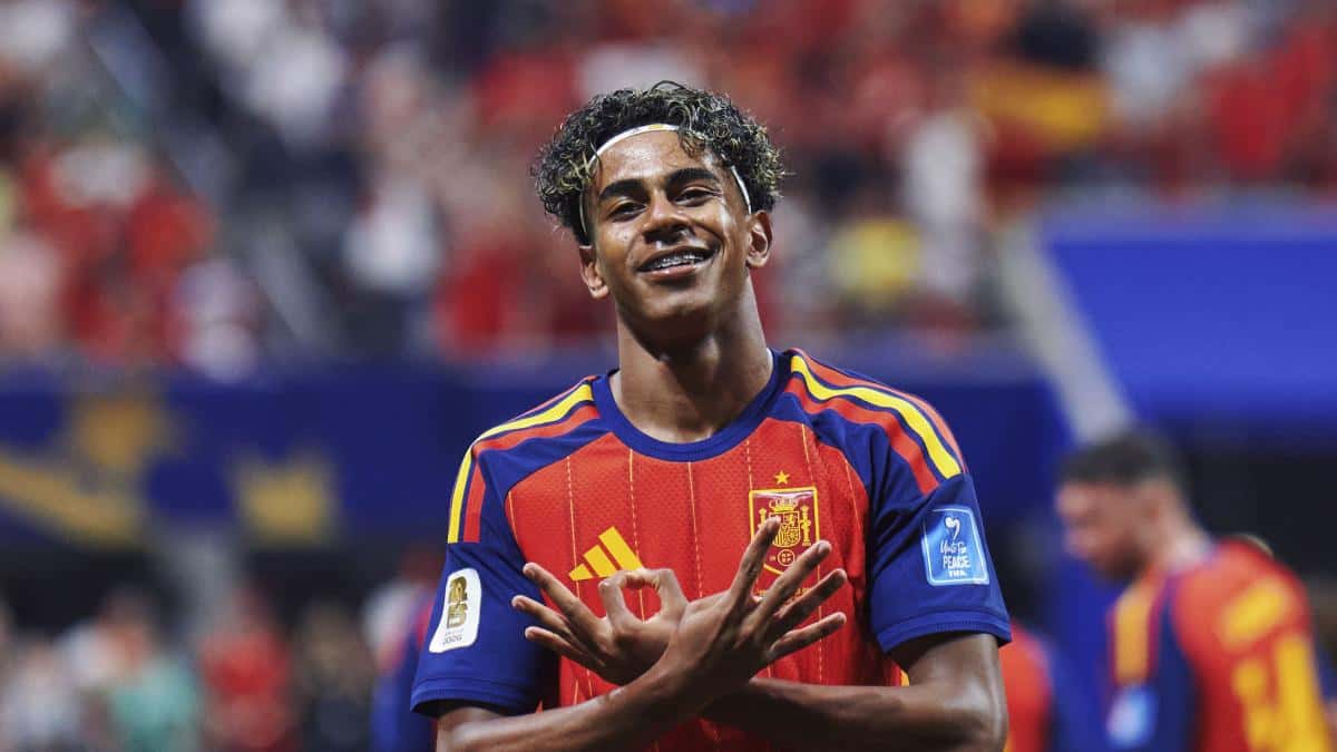 España se impone 4-0 a Arabia Saudita y Lamine Yamal celebra su primer gol en un Mundial