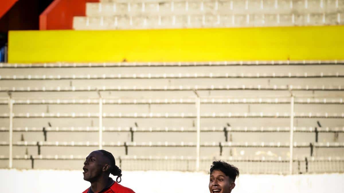 El Nacional supera 1-0 al 9 de Octubre y respira en la LigaPro Serie B