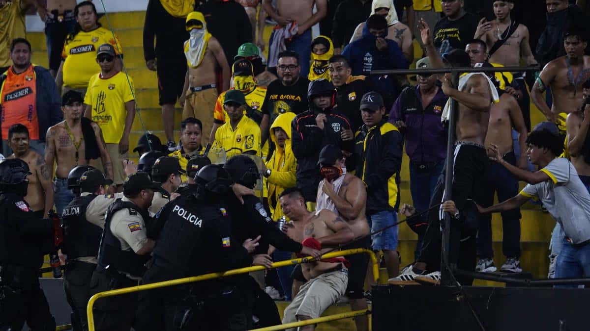 Barcelona SC encadena una semana crítica: derrota ante Macará, polémica por un error administrativo y renuncia de su presidente