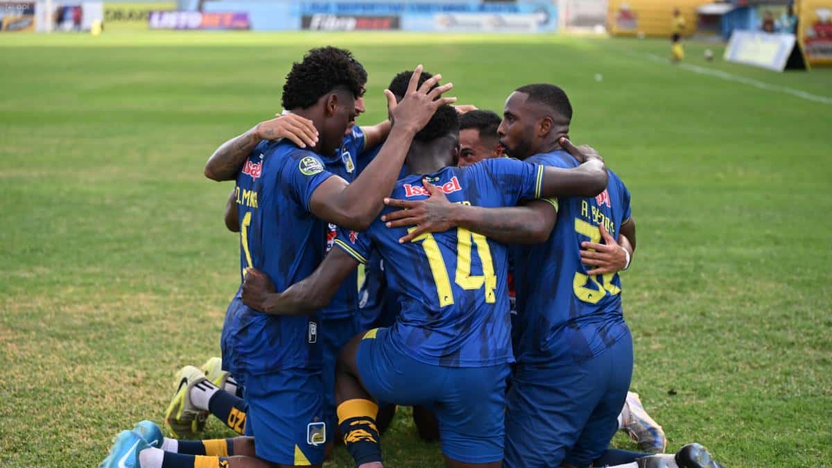 Delfín SC recibe a Universidad Católica en la Fecha 29 de la LigaPro con el objetivo de sumar puntos