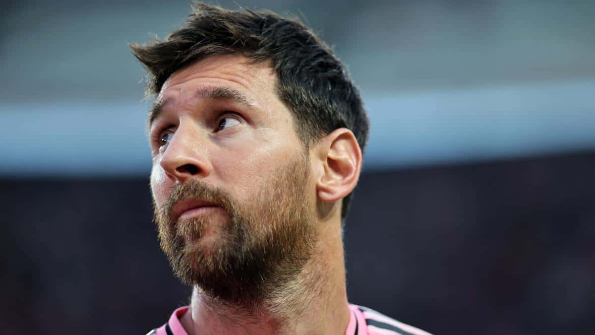 Eldense anuncia un acuerdo preliminar para que Lionel Messi sea el accionista mayoritario del club