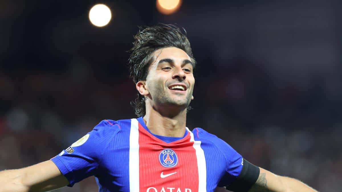 PSG de Willian Pacho logra su primer triunfo en la Ligue 1 al vencer al Brest