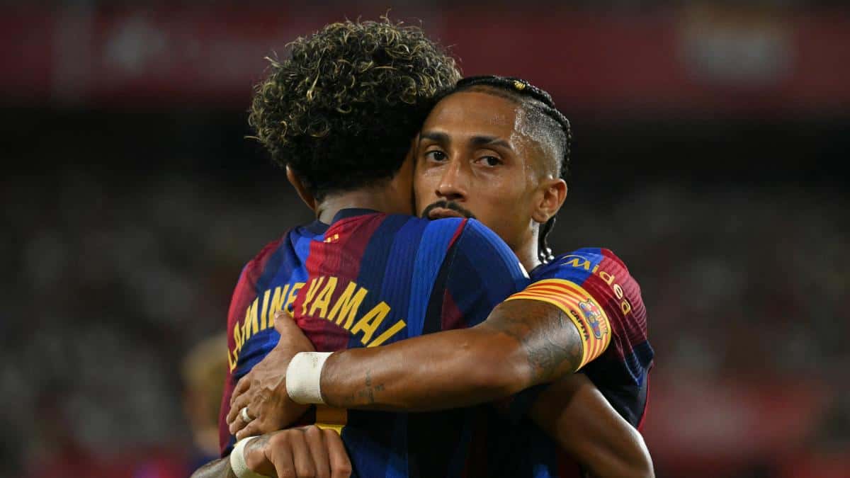 FC Barcelona supera al Sevilla 3-1 y Raphinha firma un triplete en LaLiga