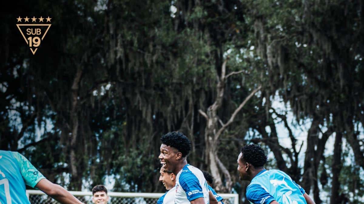 Liga de Quito e Independiente del Valle disputan la final del Campeonato Nacional Sub 19 en el estadio Olímpico Atahualpa