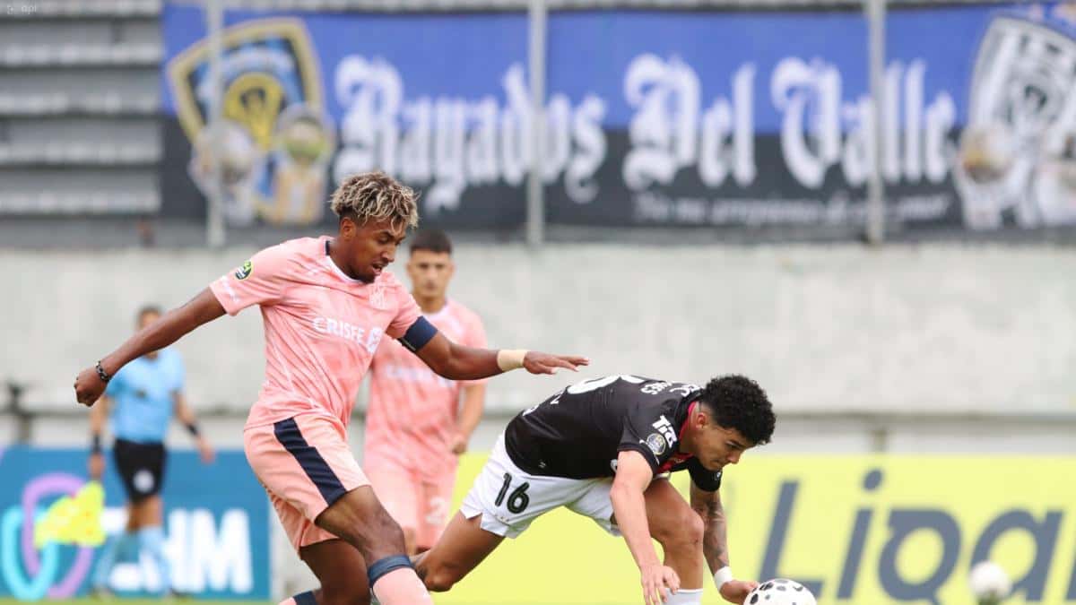 Independiente del Valle y Universidad Católica igualan 0-0 en el primer hexagonal y dejan sin ventaja a ambos