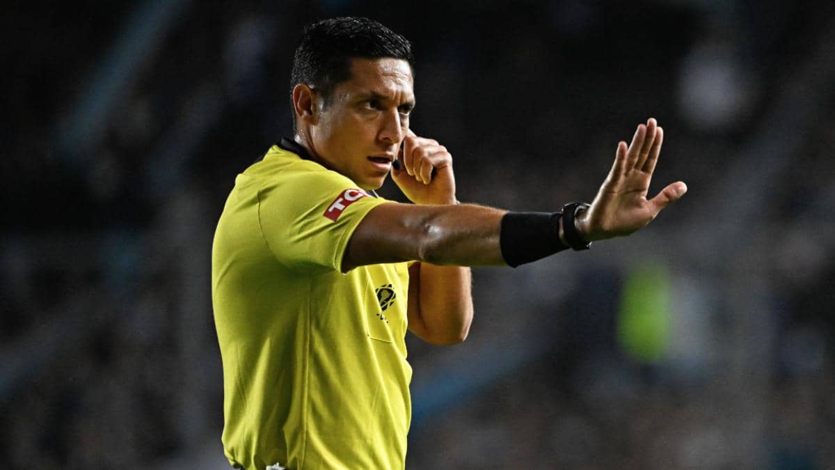 Conmebol confirmó árbitros para los cuartos de final de la Copa Libertadores: Liga de Quito vs. Palmeiras e Independiente del Valle vs. Flamengo