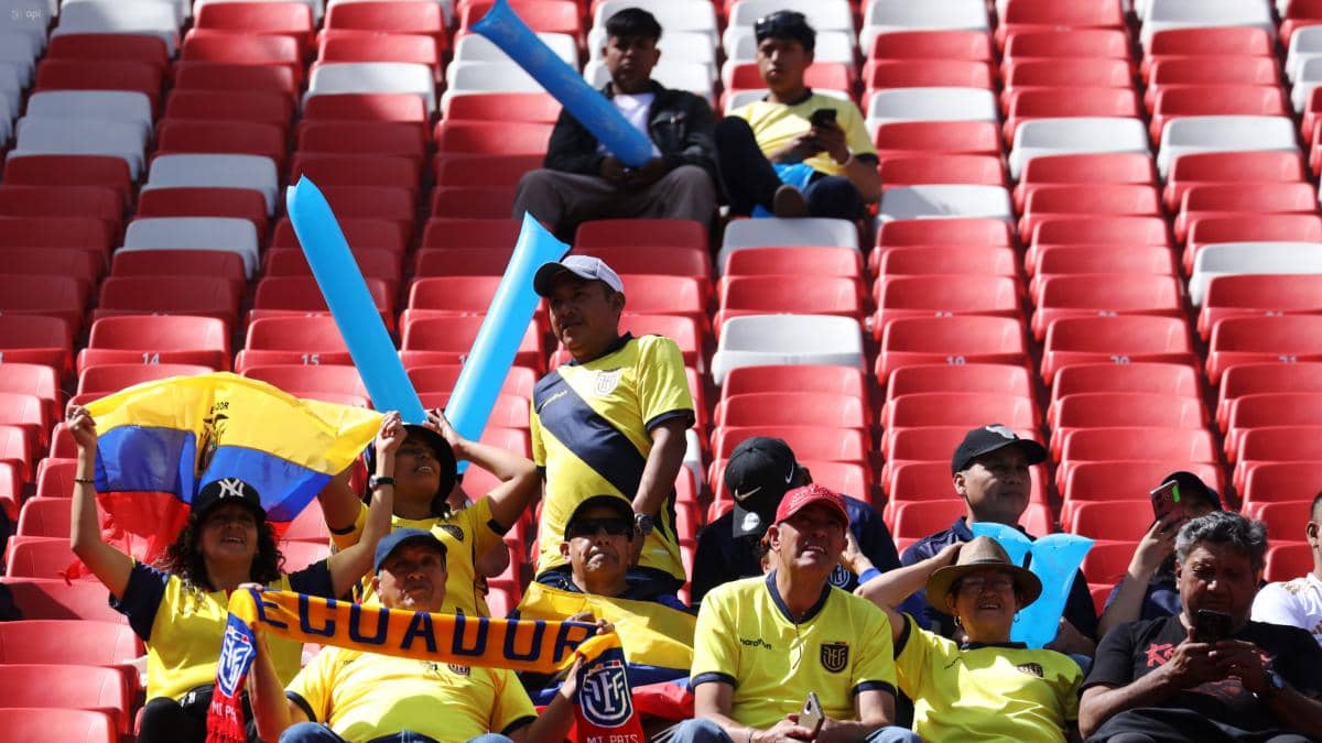 El ambiente mundialista en Ecuador no despega por el retraso del álbum Panini