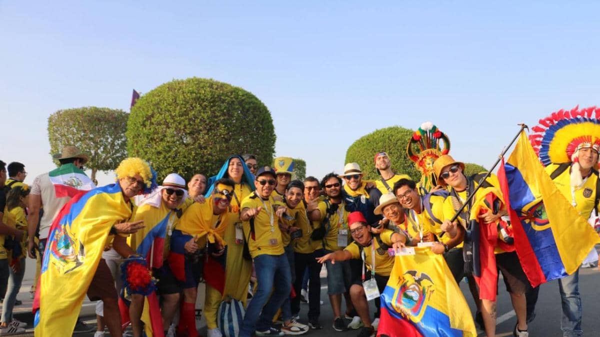 Ecuador llevará su estandarte y 21.000 globos al Mundial 2026 con los 'abanderados' en su quinta cita