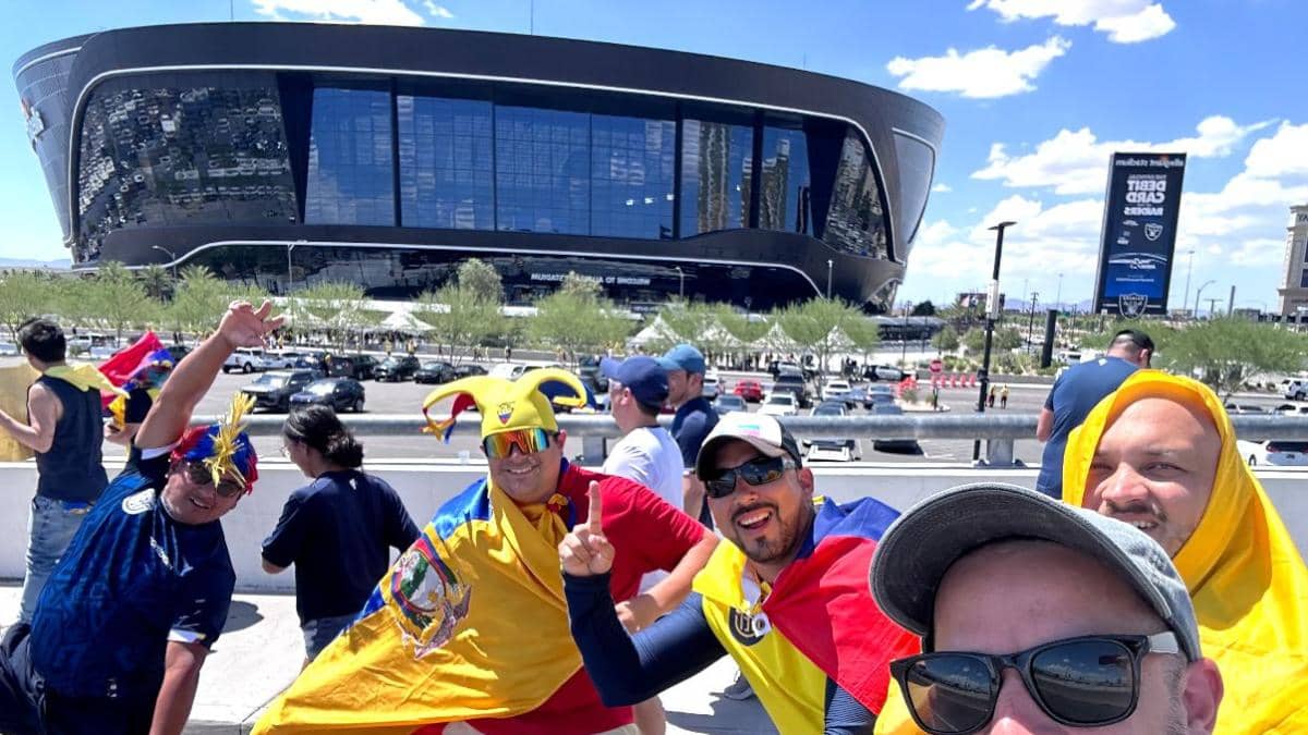 Ecuatorianos en Estados Unidos se organizan para abaratar el Mundial 2026 y vivirlo como reencuentro