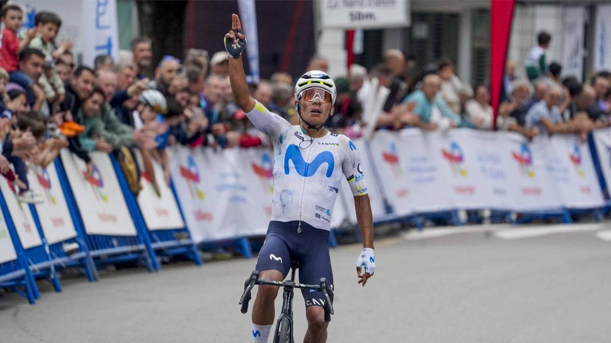 Nairo Quintana cierra su etapa como profesional con una nueva Vuelta a Asturias