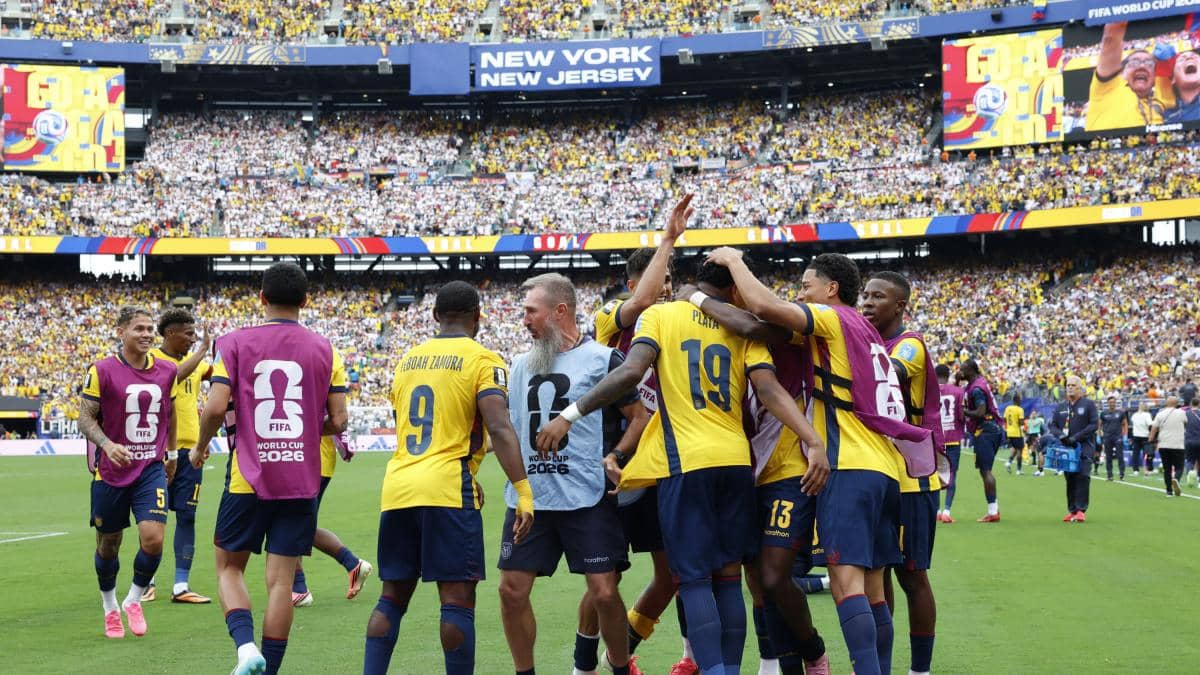 Rob Schneider celebra el triunfo histórico de Ecuador sobre Alemania en el Mundial 2026