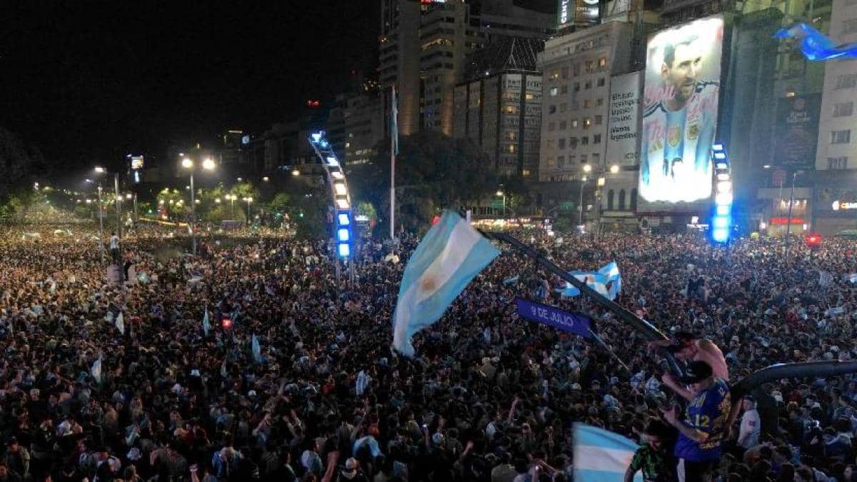 Argentina estalló en festejos tras vencer a Inglaterra y asegurar el pase a la final del Mundial