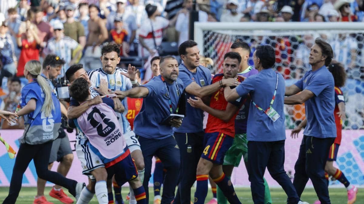 Altercados al final de la final del Mundial 2026: Leandro Paredes, Gavi y Eric García protagonizaron los incidentes