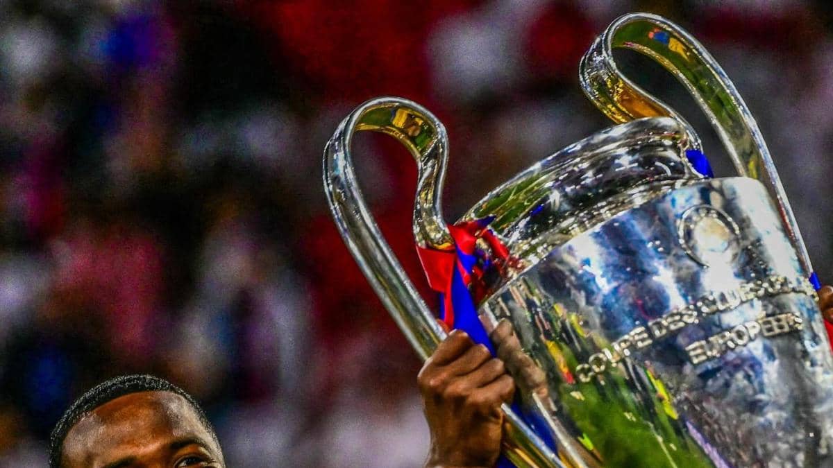 El Balón de Oro destaca la historia de Willian Pacho: dolor convertido en fuerza