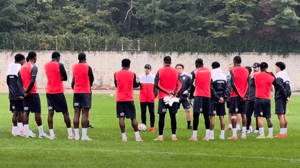 Ecuador trabaja en Suwon para su amistoso ante Japón en la Copa Kirin