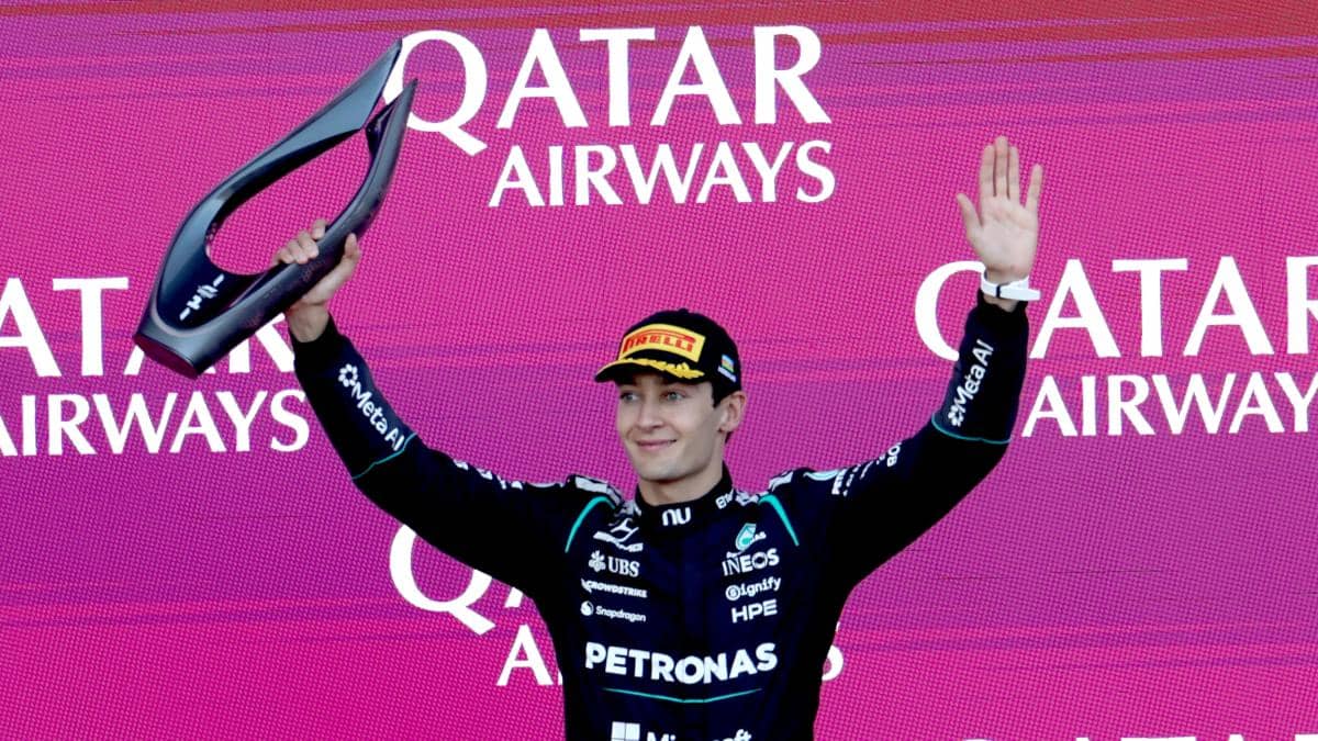 George Russell gana el GP de Azerbaiyán y Max Verstappen e Isack Hadjar completan el podio