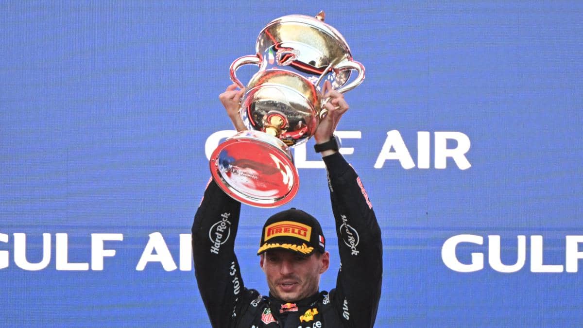 Max Verstappen se impone en el Gran Premio de Baréin y completa el podio con Antonelli y Hamilton