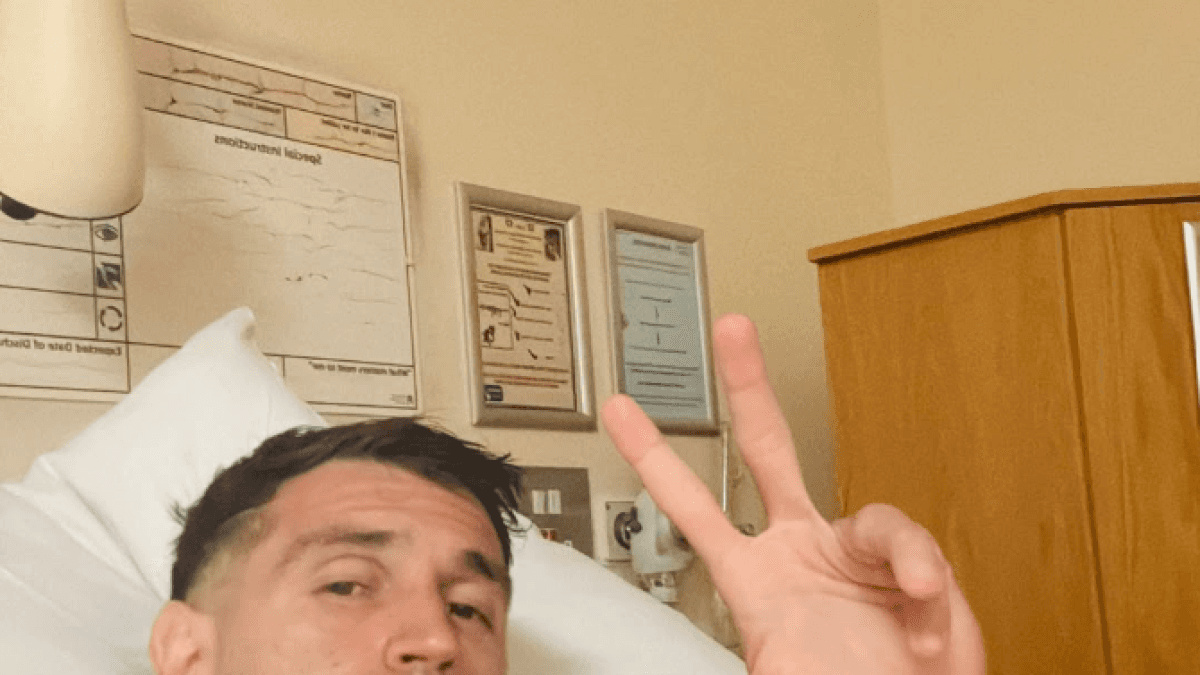 Emiliano 'Dibu' Martínez, operado de la mandíbula tras el choque con Everton: “En unas semanas volvemos ya”