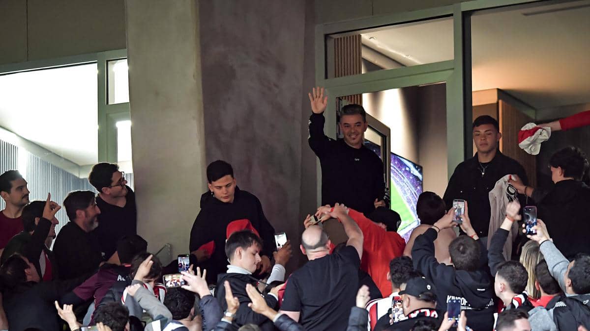 Marcelo Gallardo fue homenajeado en el Monumental tras el triunfo de River Plate ante Racing