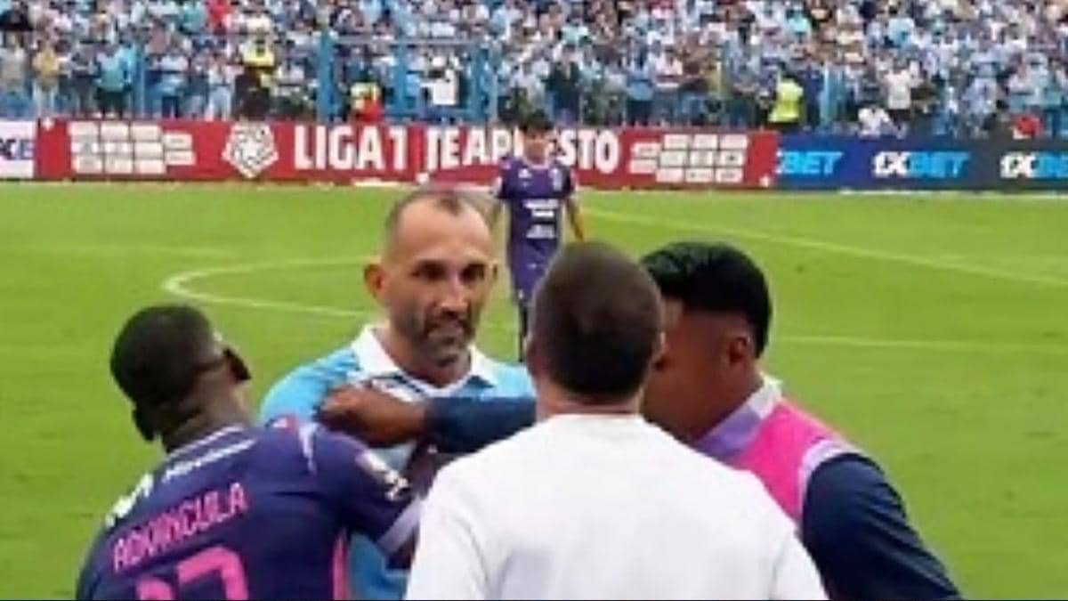 Barcos y Pablo Guede se vieron envueltos en un cruce tras el 3-2 de Sporting Cristal sobre Alianza Lima