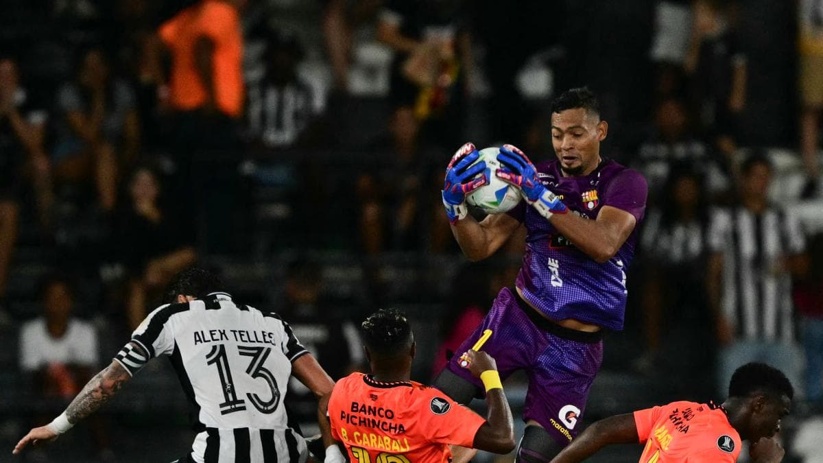 Barcelona SC certifica cinco amarillas y José David Contreras causará baja ante Aucas