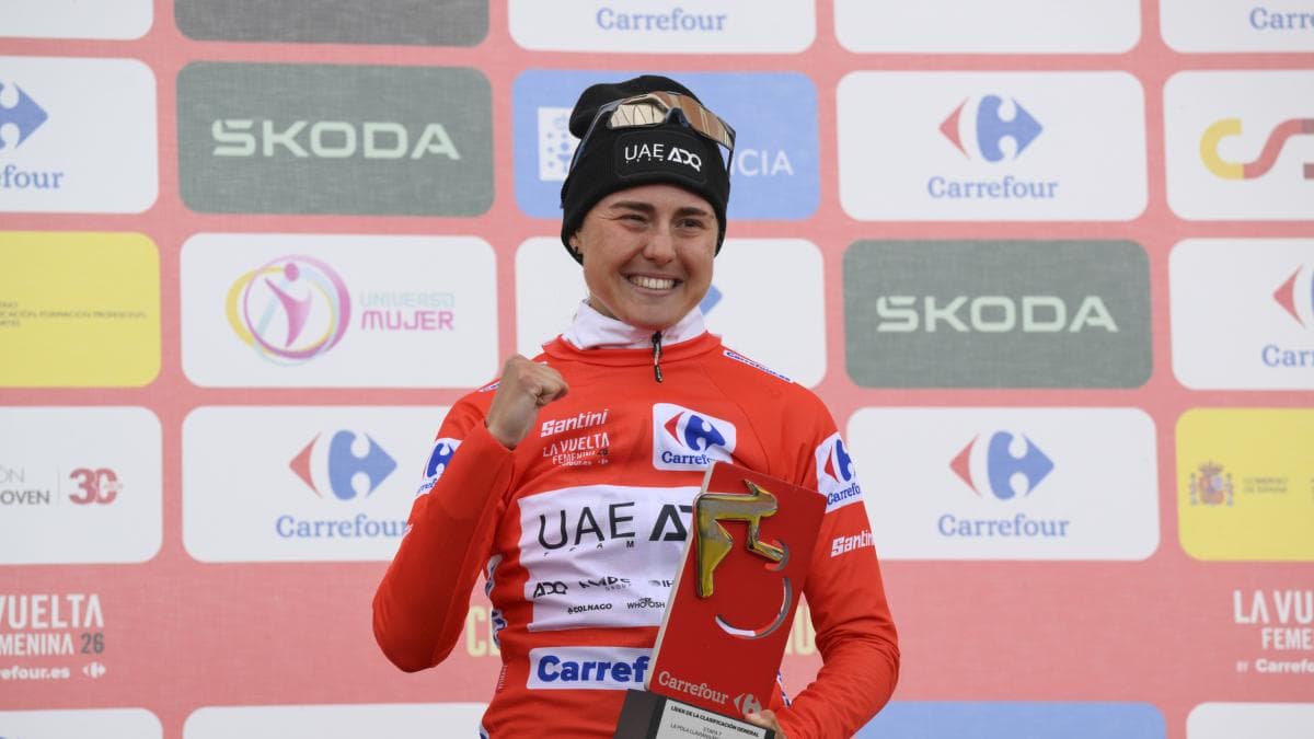 Paula Blasi culmina el cambio al ciclismo con la Vuelta a España Femenina