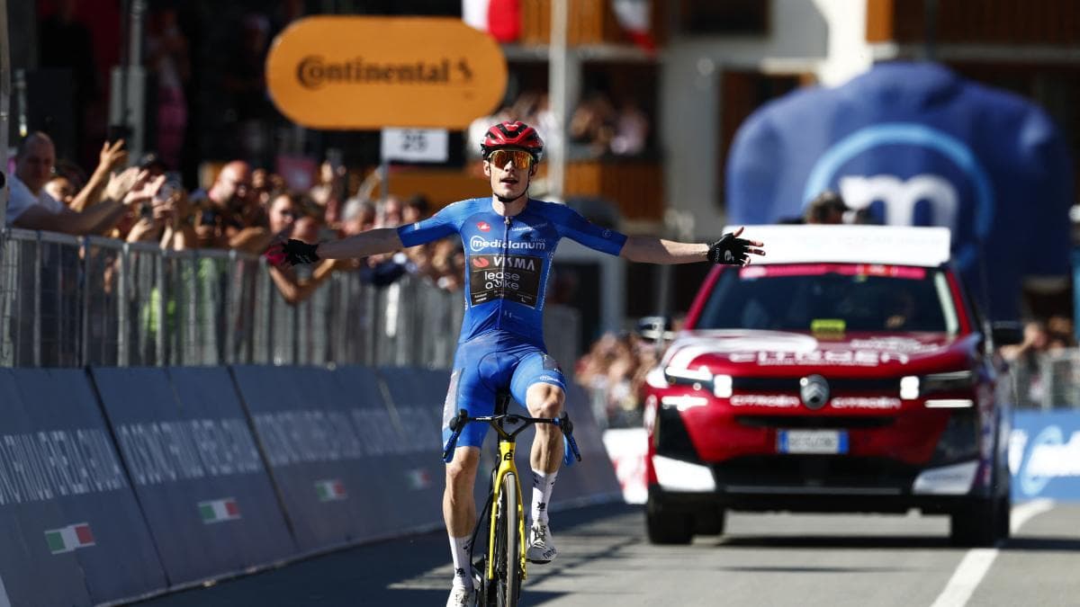 Jonas Vingegaard conquista la Etapa 14 del Giro y toma el liderato