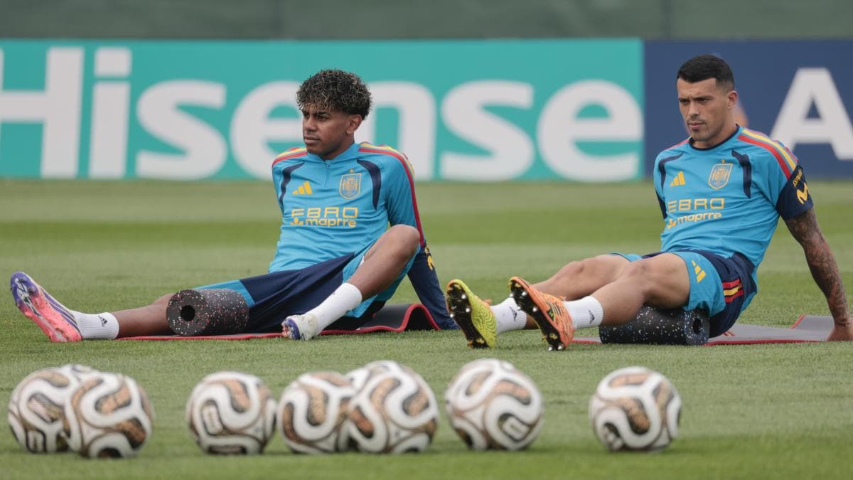 Lamine Yamal y Pedro Porro entrenan por separado en la previa de la final del Mundial 2026