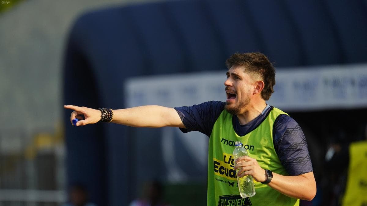 Diego Martínez: “El horario y el calor son para todos; el empate se explica por la falta de efectividad”