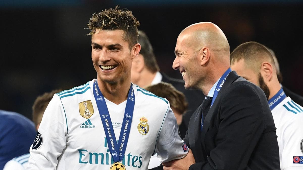Zinedine Zidane: “Me quito el sombrero ante la carrera de Cristiano Ronaldo”